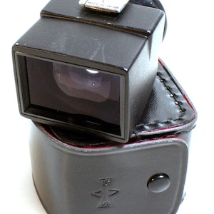 Brooks-Veriwide ViewFinder with Case//Camera Accessories