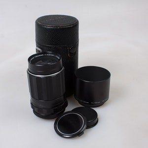 Asahi Pentax Super-Takumar 135mm f3.5 M42 Mount Lens w/ Case, Caps, and Hood