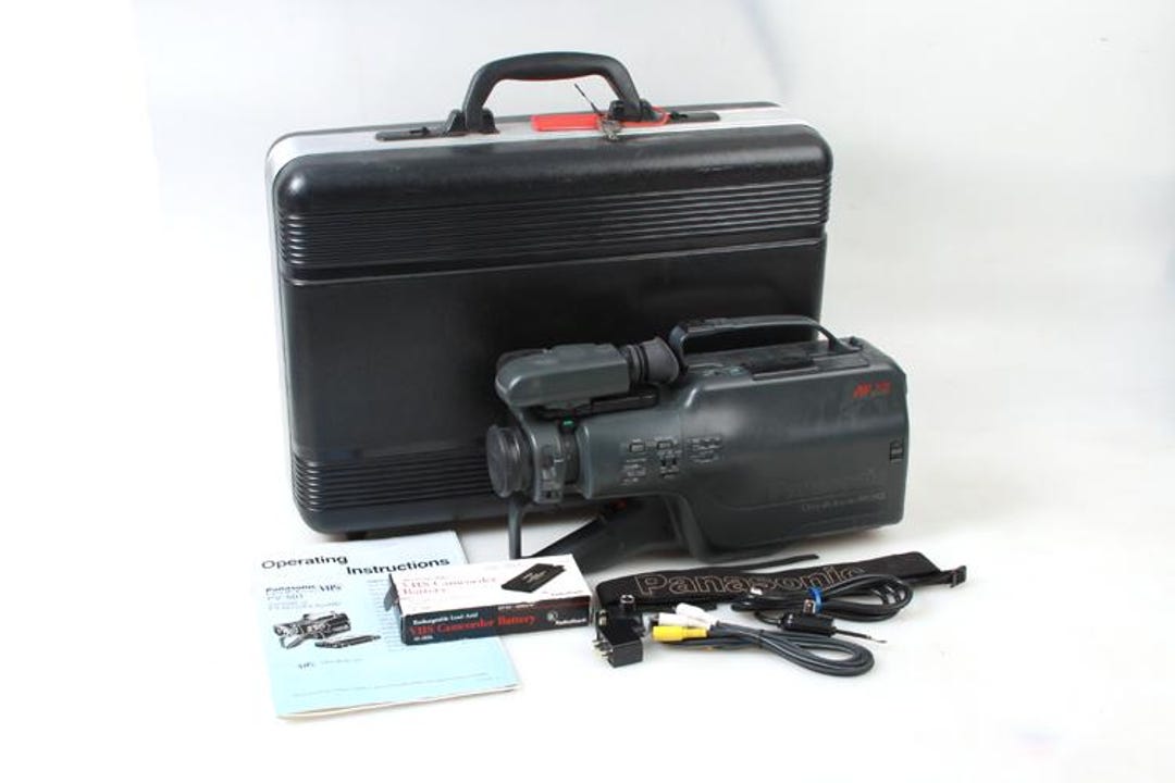 パナソニック Omnimovie Afx6 CCD VHSビデオカメラ（展示用