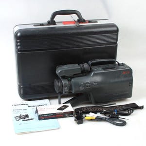 Videocámara Panasonic Omnimovie Afx6 CCD VHS para exhibición o utilería