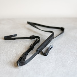 Vintage Minolta Camera Strap - jaren 1970 - Donkerbruin vinyl