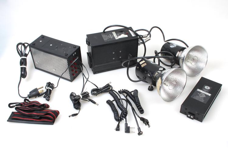 Two Flash Heads 065 Lumedyne Power Pack Charger/Strap/Two Batteries/Two PC Conn.