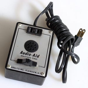 Audio-Aid Elektronische Zeitschaltuhr, MODELL 100