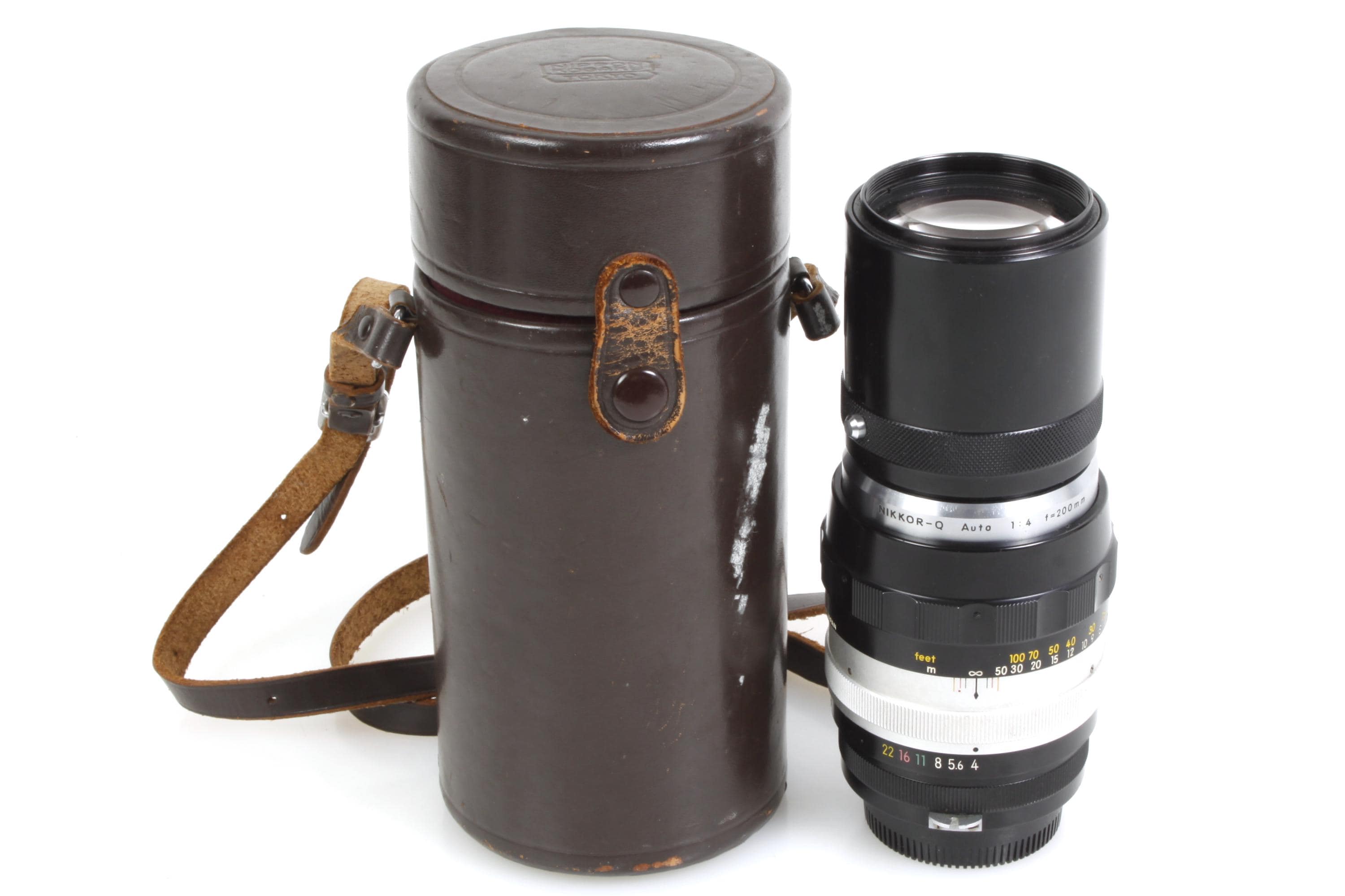 Nikon AI Nikkor 200 mm F4 MF望遠レンズ（フード＆レザーケース付き