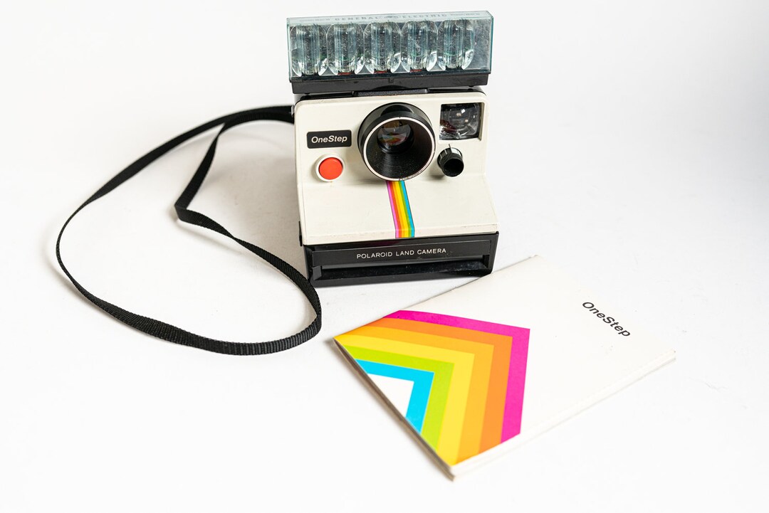 Vintage Polaroid Onestep SX70 Rainbow Land Camera W/ GE Flash Bar II