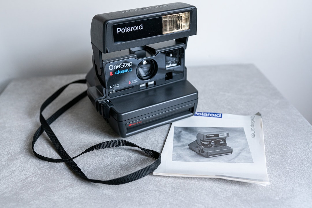 Onestep Closeup Polaroid Originals Onestep+ Review Polaroid