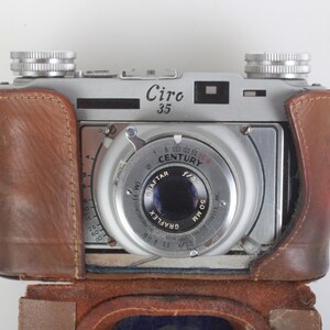 Vintage Ciro 35 Kamera mit 50 mm f/3,5 Objektiv und Gehäuse