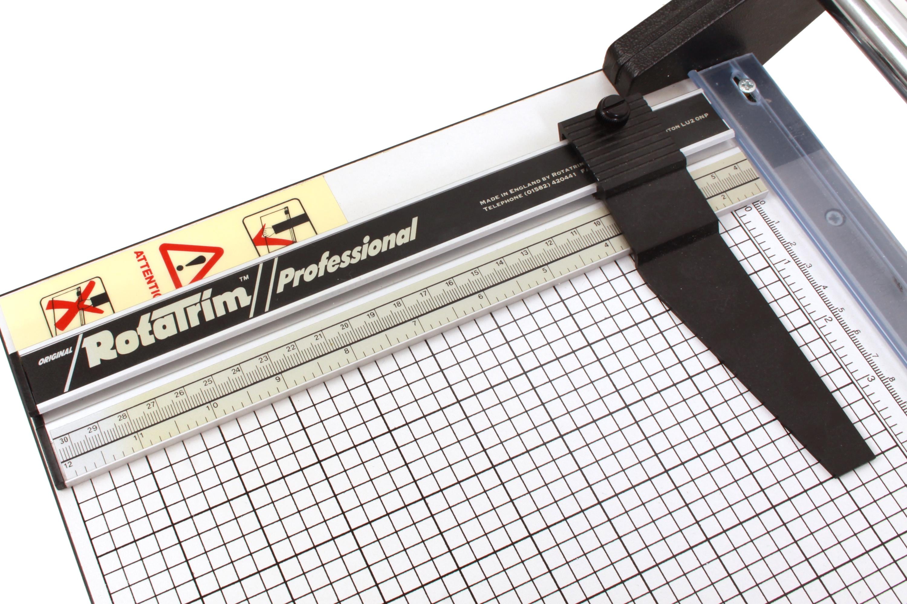 RotaTrim ペーパーカッター Amazon.co.jp: Rotatrim Pro Mシリーズ 42 ペーパーカッター