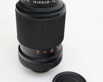 Objetivo vintage Accura Mirror-Ultratel 500 mm f/8 con adaptador de montura Vello LA-NF-T