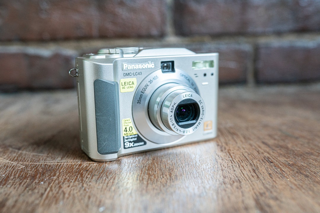 Panasonic Lumix DMC-LC4 Digital Point and Shoot Camera W/ Leica