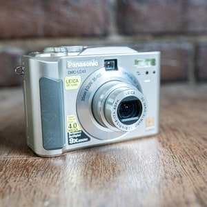 Panasonic Lumix DMC-LC4 Digital Point and Shoot Camera w/ Leica Lens