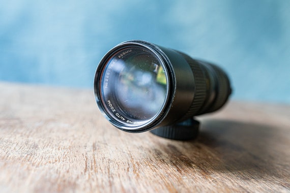 Vivitar 85-205mm F3.8 Macro Telephoto Auto Zoom Lens for Olympus