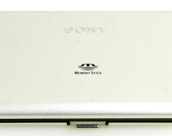Sony MSACA8 Memory Stick Holder Carrying Case w/ 8 Slots