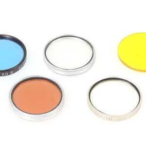 Series V (5) Filters 5 Uv/haze Close Up +5 80b Blue 85 Orange Yellow