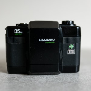 Hanimex 35ee Micro Compact 35mm Camera