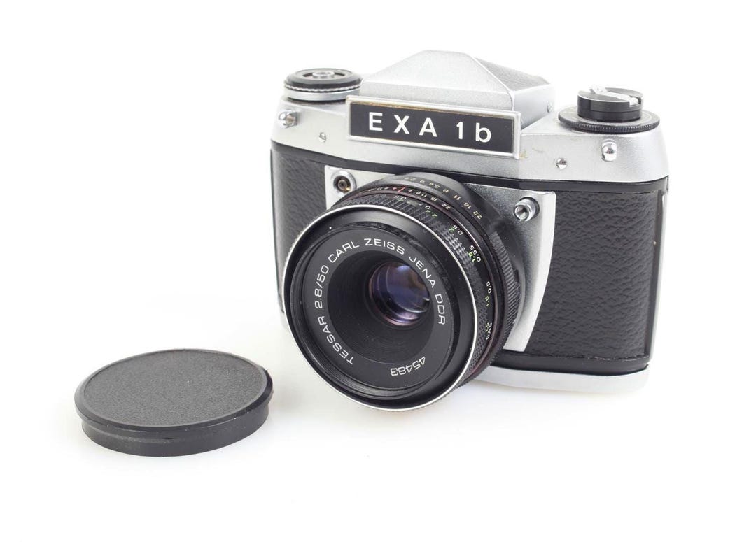 Vintage WORKING EXA 1b 35mm Film Camera W/tessar 50mm F/2.8 Zeiss