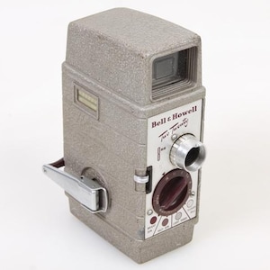 Bell & Howell Two Twenty 8 mm kamera filmowa/filmowa Vintage