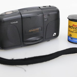 Kodak Advantix 3200AF APS Film Camera with Film