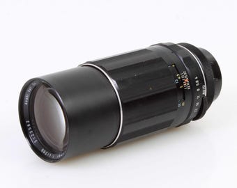 Pentax Asahi  Super-Takumar 200mm F/4 Telephoto M42 lens with case