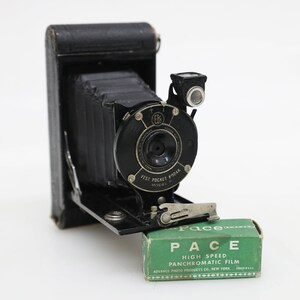 Eastman Kodak Vest Pocket Model B Folding A127 Film Camera with Film