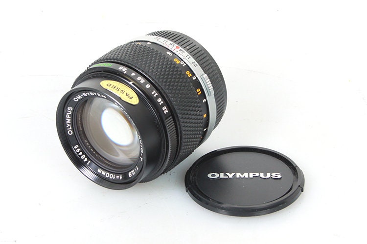 100mm F/2.8 Olympus Zuiko Auto-t OM System MF Lens W/ Caps