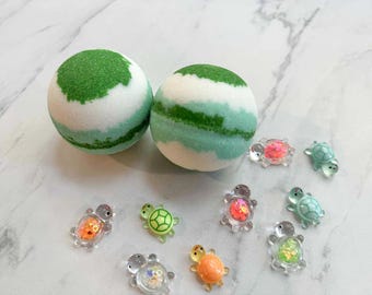 Treasure Turtle Bath Bomb | Surprise Toy Inside | Fun Kids Bath Bomb
