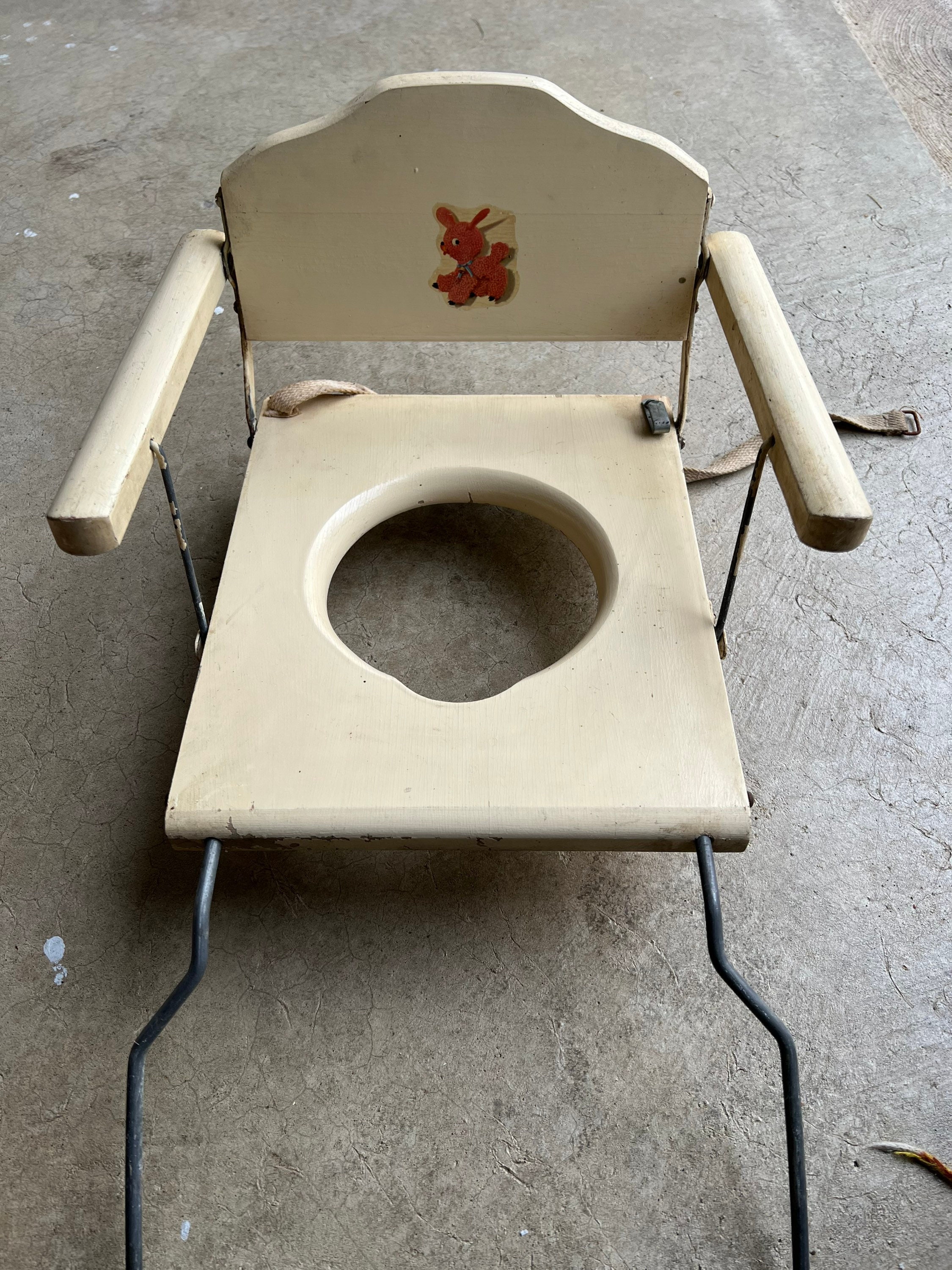 vintage toilet seat