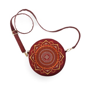 Mandala rote Tasche Kreis Form Yoga Lover Tasche Kleine Umhängetasche Vegan Crossbody Bag Kreisform Designer Handarbeit Handtasche