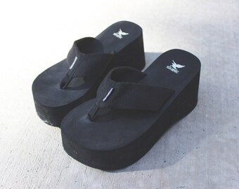 goth flip flops