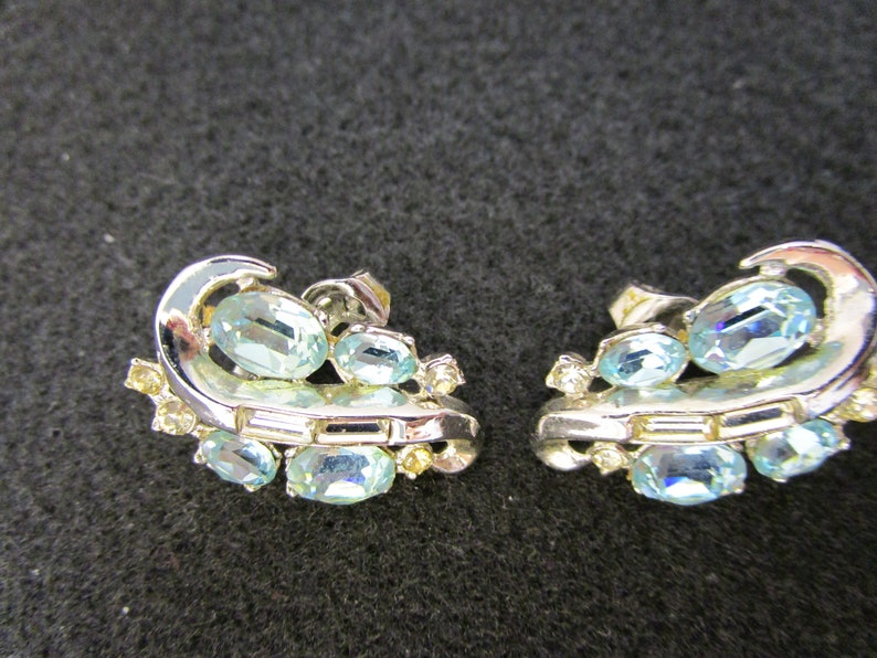 Vintage Crown Trifari Earrings Crown Trifari Pat Pend Rhinestone Earrings Trifari Aquamarine Earrings Silver Crown Trifari Pat Pend Earrings