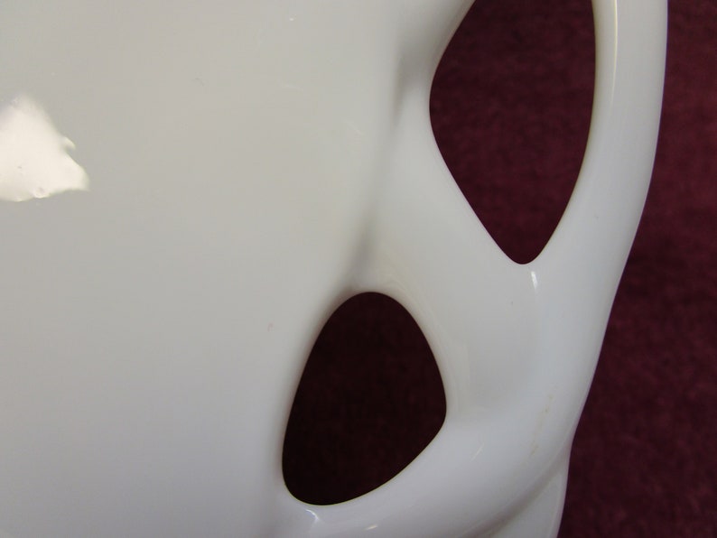 Westmoreland Milk Glass Cake Stand Milk Glass 14 Cake Plate Laced Milk Glass Platter Vintage Milkglass White Large Cake Stand Cake Platter