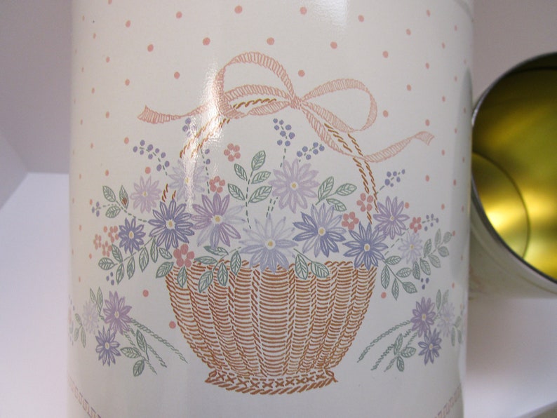 Vintage Hallmark Tin Canister Set 4 Nesting Tins Vintage Tin Storage Canister Tin Collectible Tin Vintage Hallmark Tin Set Cookie Tin