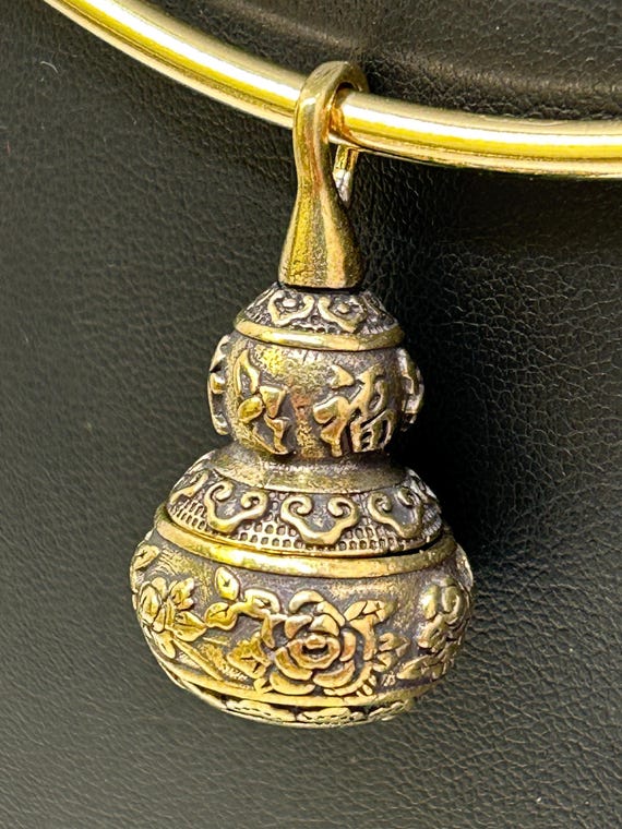 Solid Brass Gourd Shape Pendant Locket Snuff opiu… - image 2