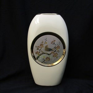 Vintage Japanese Porcelain Vase Signed Chokin Art 24K Gold Trim Sparrow Cherry Blossoms Bird On A Branch In Cherry Tree Tall Vase Japan Art