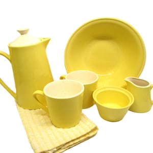 Knowles Yellow Master Berry Bowl Lidded Carafe Coffee Cups Creamer Sugar Pastel