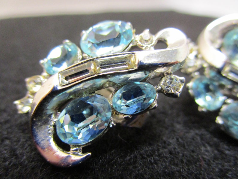 Vintage Crown Trifari Earrings Crown Trifari Pat Pend Rhinestone Earrings Trifari Aquamarine Earrings Silver Crown Trifari Pat Pend Earrings