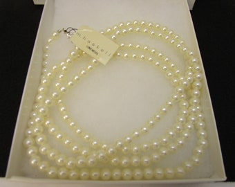 Miriam Haskell 60&quot; Faux White Pearl Necklace Extra Long Pearl Bead Necklace M Haskell Hangtag Long Pearly White Bead Necklace Gatsby Length