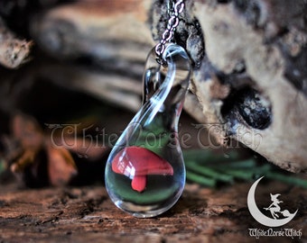 Glas Pilz Halskette, Goblinkern Wald Anhänger, Natur Inspiriertes Geschenk, Traumkern Amulett