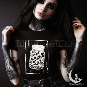 Weird Eyeballs in Jar Goth T-Shirt, Grunge Trippy Shirt, Weirdcore Horror Graphic Tee, Dreamcore Edgy Alt Clothing, Dark Gothic Shirt