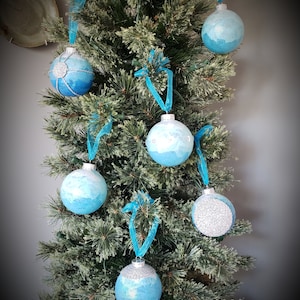 Set o 6 Glass Ornaments, Round Glass Bulbs, Blue Nautical Ornaments, Nautical Tree Decor, Tree Decorations, Coastal Tree Decor