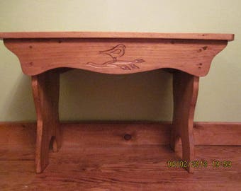 Robin bench or coffee table woodworking plan, simple woodworking, simple carving, furniture plans, do it yourself woodworking plans.
