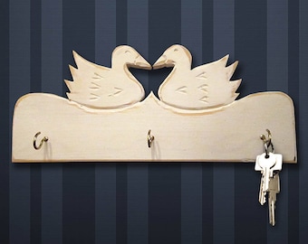 Duck, key holder woodworking plan, simple woodworking, furniture plans, do it yourself woodworking plans for beginners, weekend wood crafts.