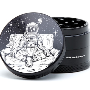 Herb Grinder 2.5&quot; Grinder Custom Grinder 4 Piece Herb Grinder - Astronaut Space UFO Design