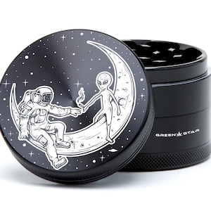 Herb Grinder 2.5&quot; Grinder Custom Grinder 4 Piece Herb Grinder - Astronaut and Alien Space UFO Design