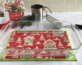 Large 9" x 13" Christmas Gingerbread Houses, Casserole, Cookie Sheet, Kitchen, Hot Pad, Trivet