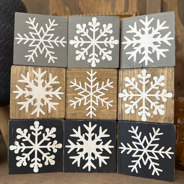 Set of 3 painted wood snowflake, small wood sign, snow, winter, sign, snowflake decor, Snowflake, Snowflake sign, winter, wood decor, home
