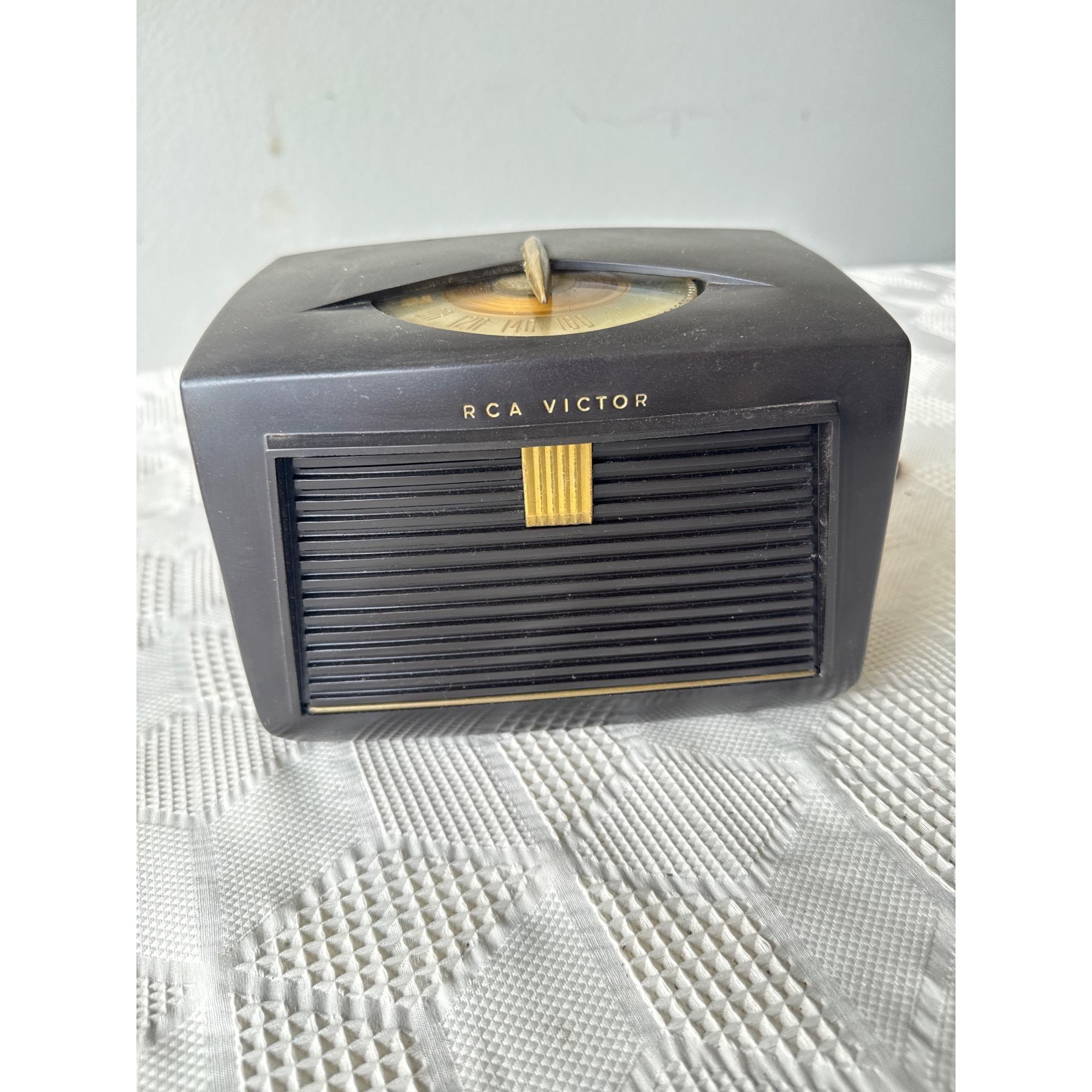 RCA Victorのヴィンテージ真空管ラジオ 1957年製 1ーRAー55 US