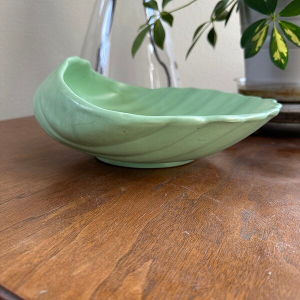 Pottery Shell Bowl - Etsy