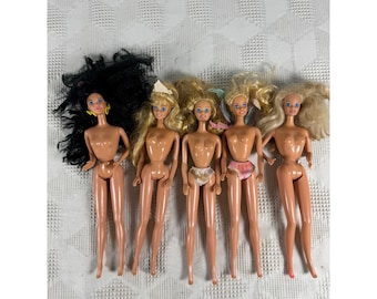 Lot of 5 Vintage 1980s to 1990s Barbie Dolls Mixed Hair Colors Mold 1966 Malaysia