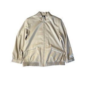 Chaqueta ligera beige con cremallera frontal para mujer de Vintage Pike Ltd, talla pequeña, bajo elástico, estilo vintage de los años 80-90, ideal para cualquier temporada.